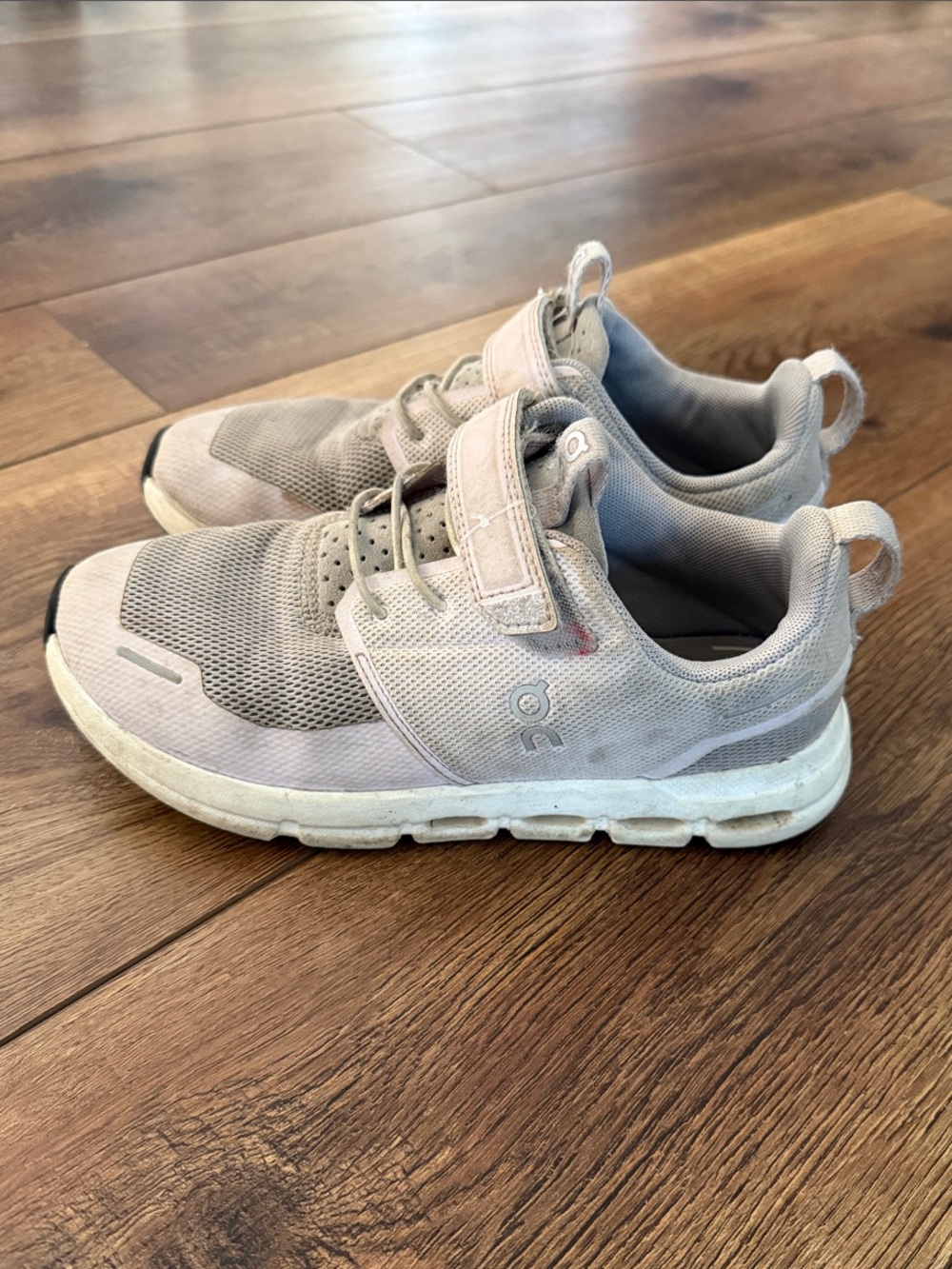 On Running Kids Shoes